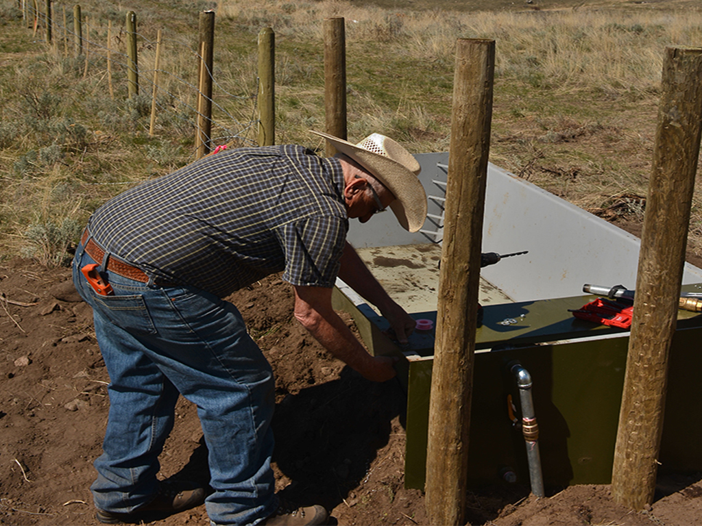 Okanagan Fence Supplies Targeted Gazing Electric Fence Set-up