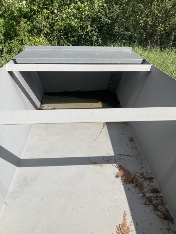 Metal Water Trough 400 Gallon Portable with Removable Reach/Hitch - Image 2